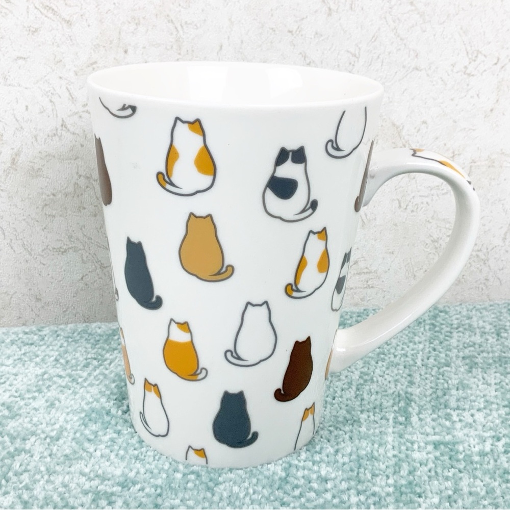 Orly Maison Cats Mug 18.5 Oz Calico Brown Black Orange Tuxedo Cat Lovers
